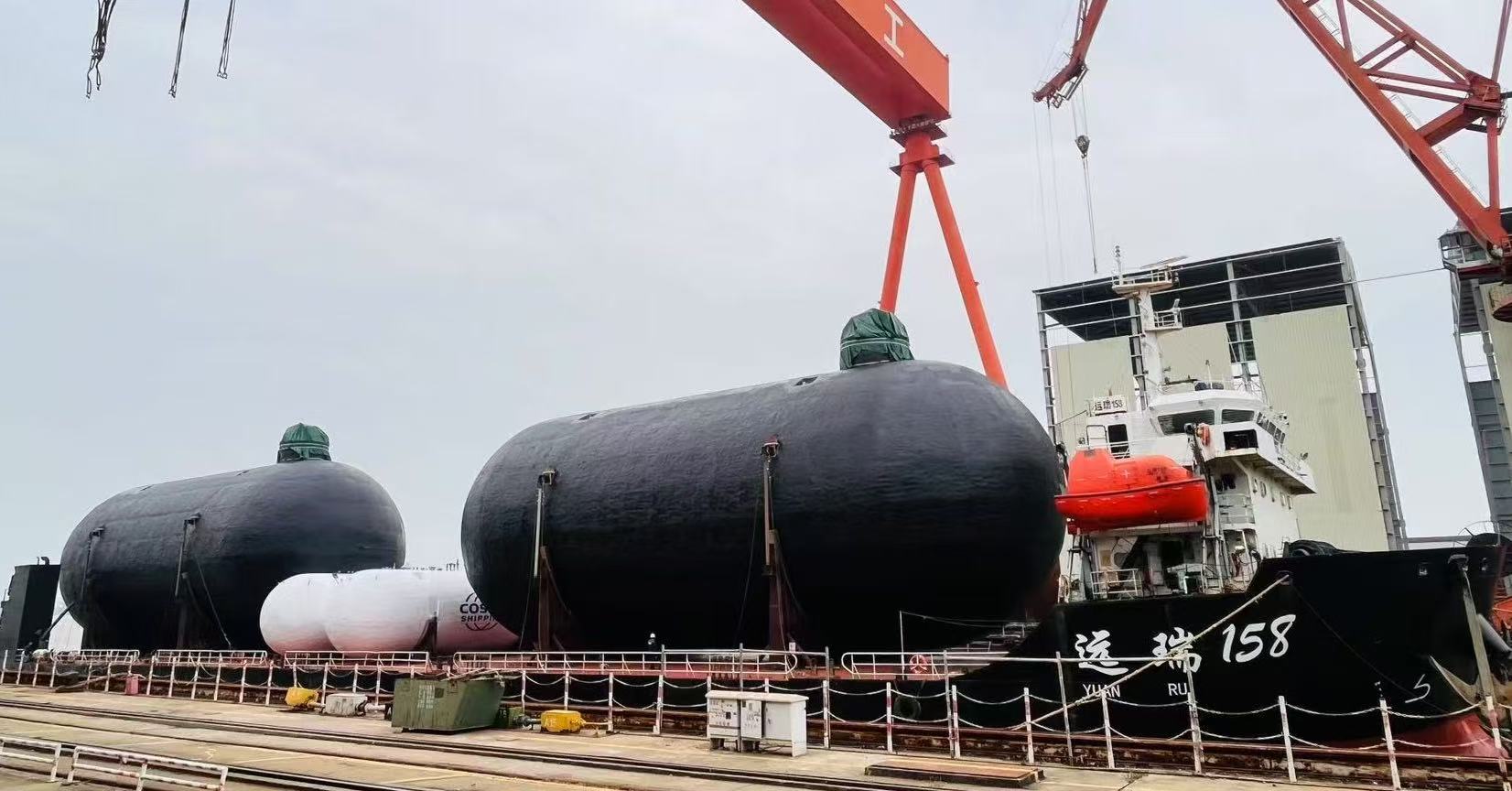 公司承制的9000方乙烯多用途儲(chǔ)罐項(xiàng)目順利發(fā)運(yùn)